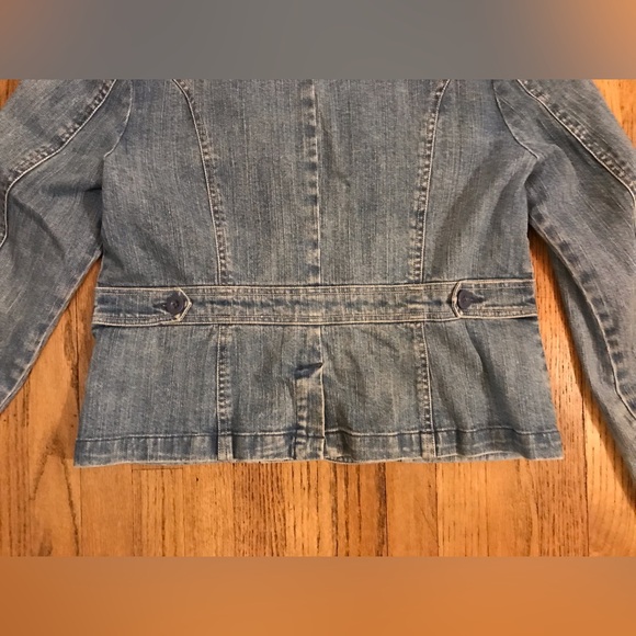 Blazer Crop Denim Jacket - Picture 3 of 10